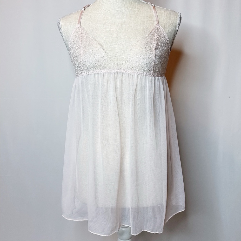 NWT Victoria’s Secret Lace Top